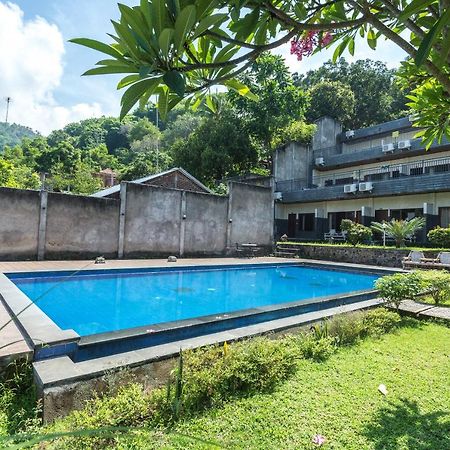 Hotel Bumi Aditya Senggigi Esterno foto