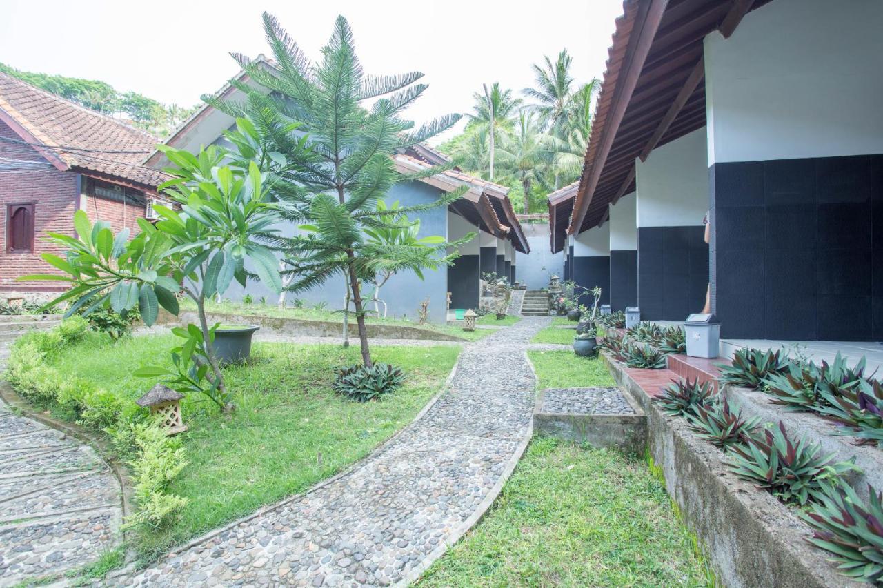 Hotel Bumi Aditya Senggigi Esterno foto