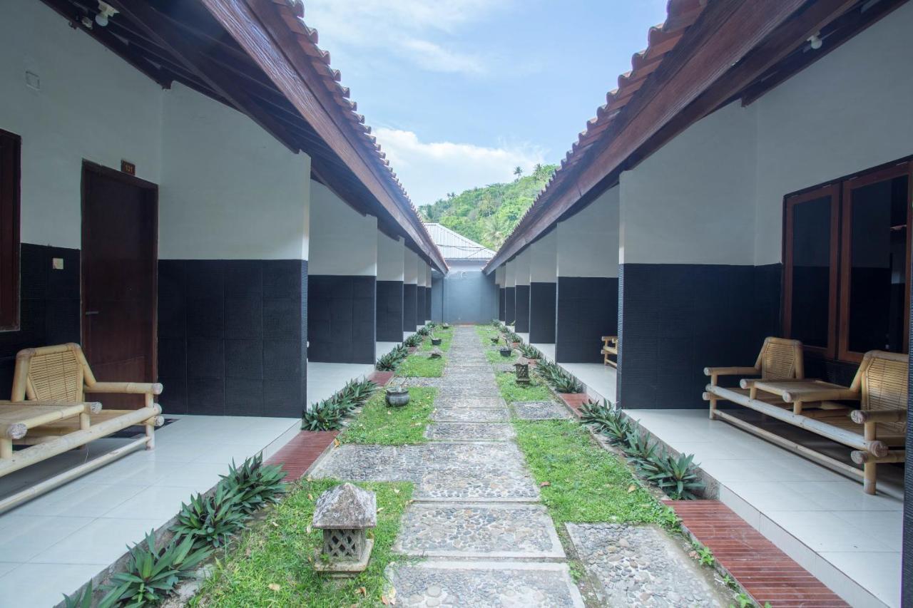 Hotel Bumi Aditya Senggigi Esterno foto