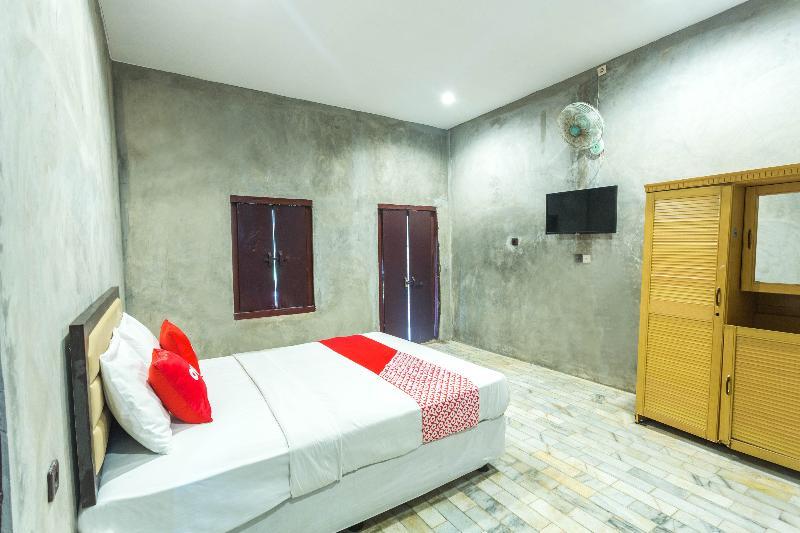 Hotel Bumi Aditya Senggigi Esterno foto