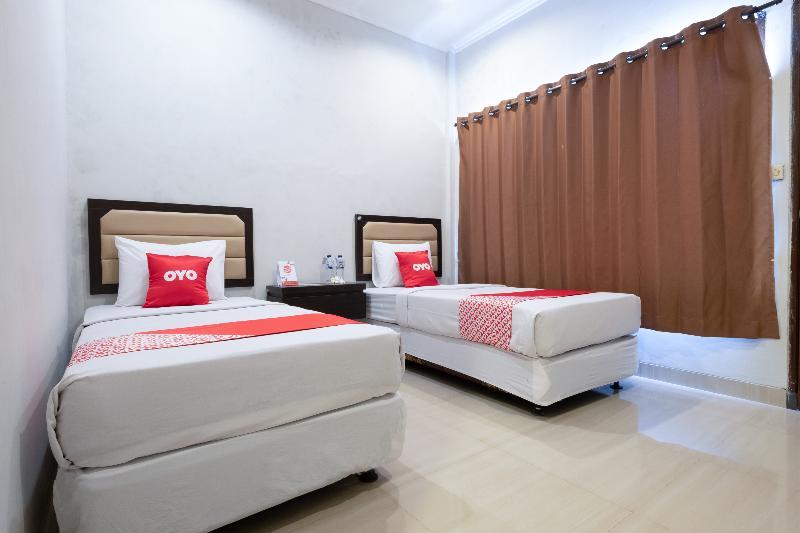 Hotel Bumi Aditya Senggigi Esterno foto