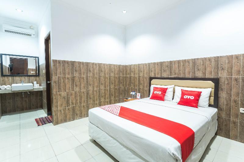 Hotel Bumi Aditya Senggigi Esterno foto