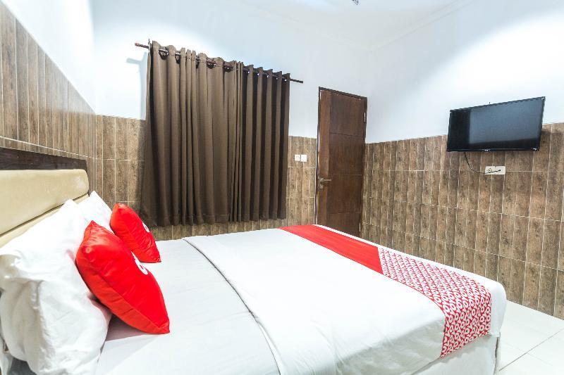 Hotel Bumi Aditya Senggigi Esterno foto