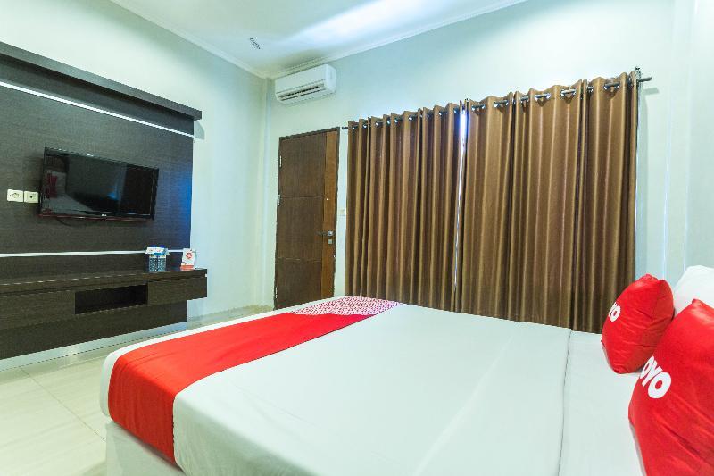 Hotel Bumi Aditya Senggigi Esterno foto