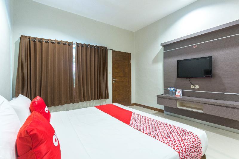 Hotel Bumi Aditya Senggigi Esterno foto