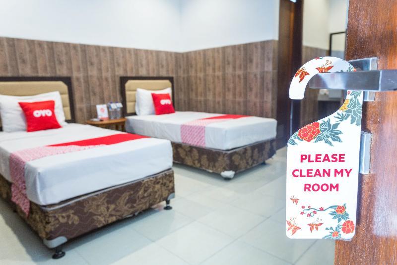 Hotel Bumi Aditya Senggigi Esterno foto